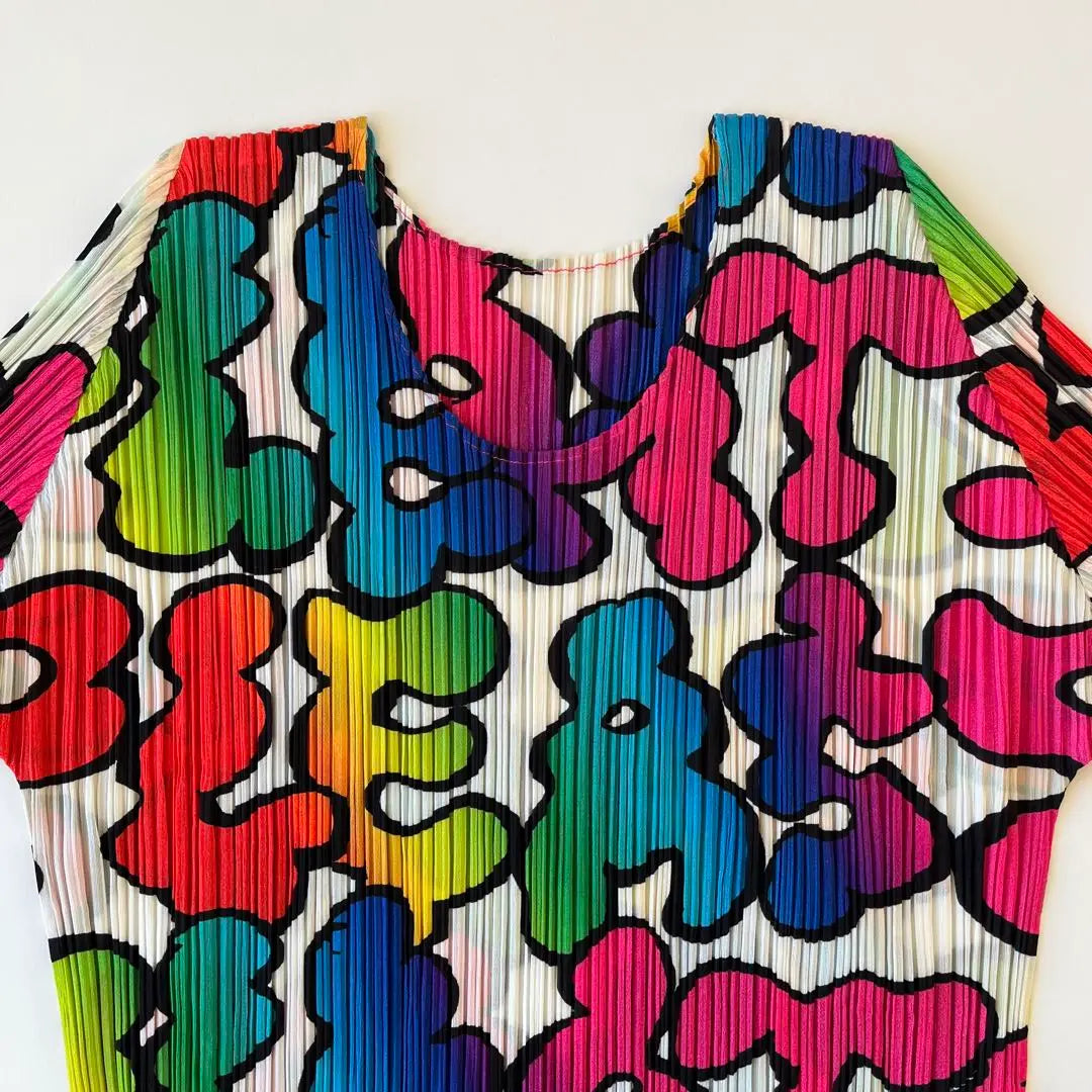 PLEATS PLEASE 2007 Rainbow Logo Top