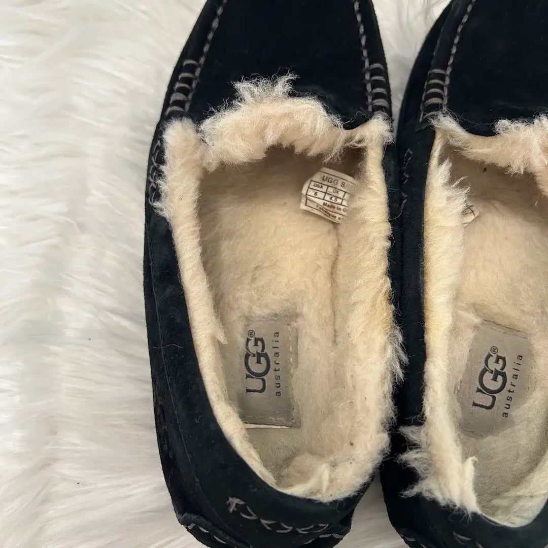 UGG Moccasin Loafers Ansley Fur 23cm Black Slip-on