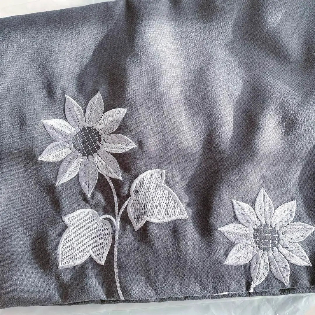 Unused ⭐️2 pieces⭐️Pillowcase 43×63 cm Gray Simple Embroidered Flower