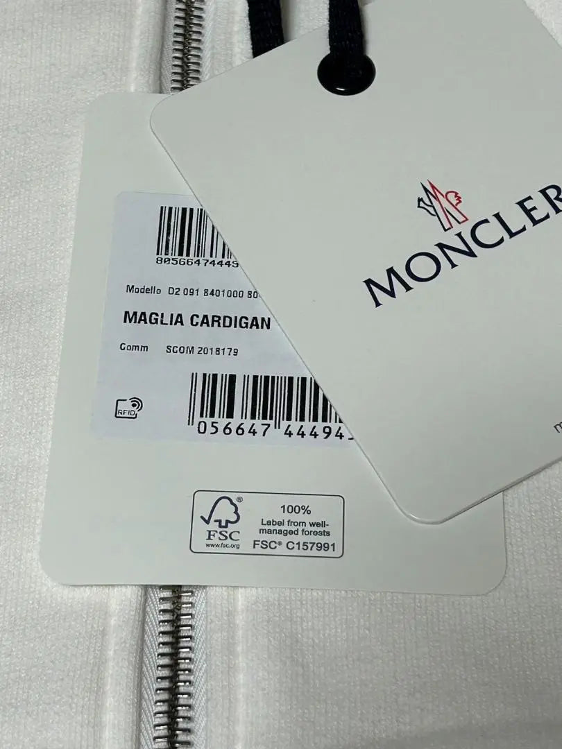 Brand new and unused, guaranteed to be authentic ☆ MONCLER double patch parka XXL Ivory