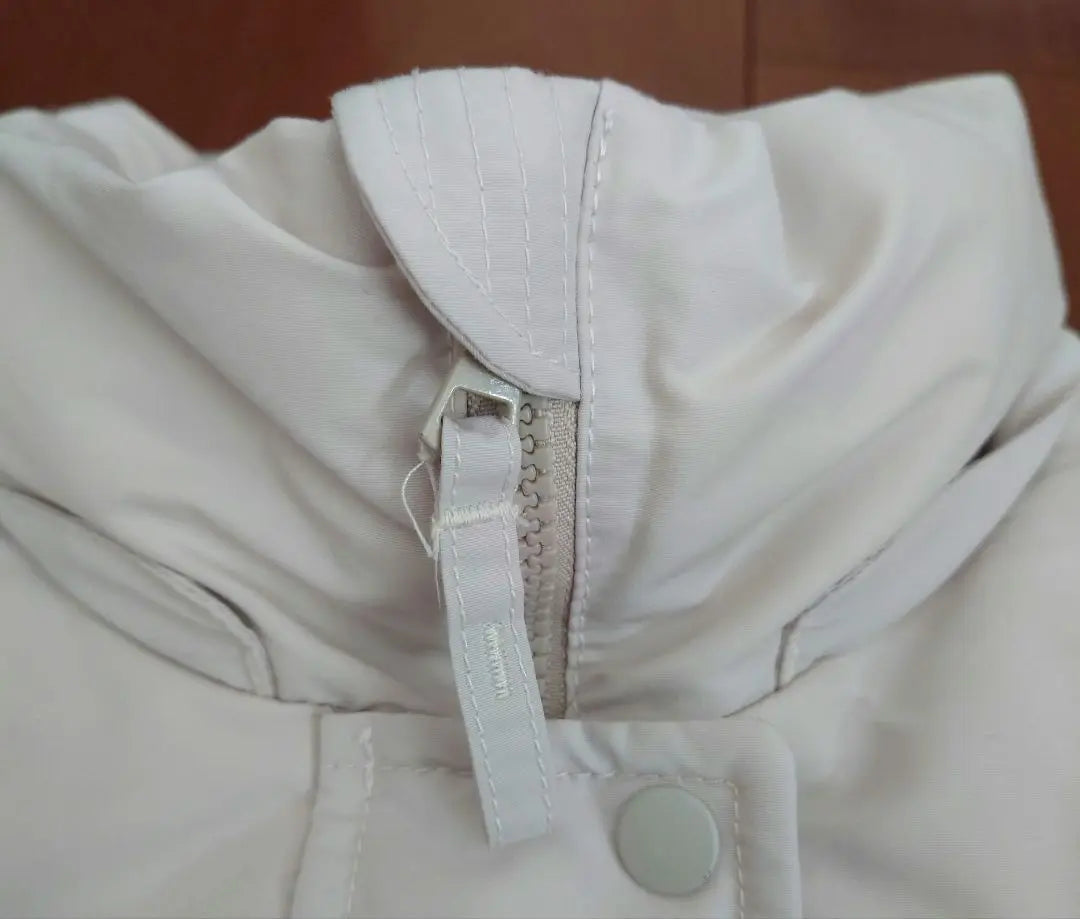 UNIQLO White Long Down Jacket, Beautiful Condition