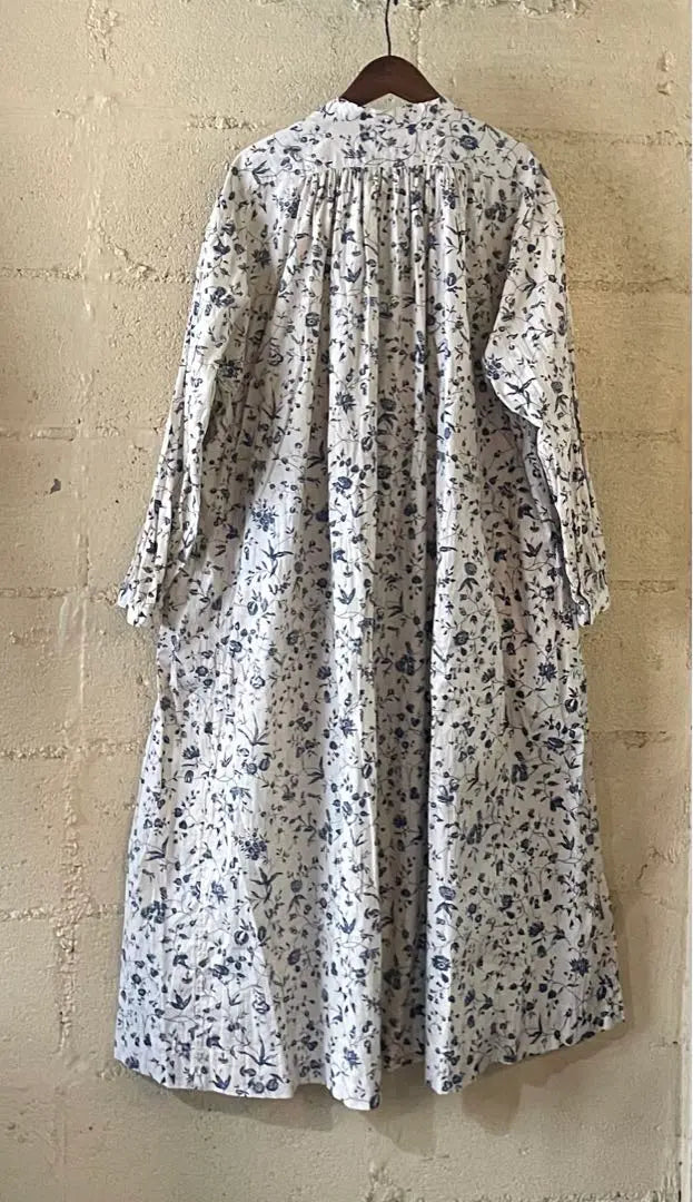 New 45R High-quality flower tappet dress sold out item for a loose jacket 68,200 yen