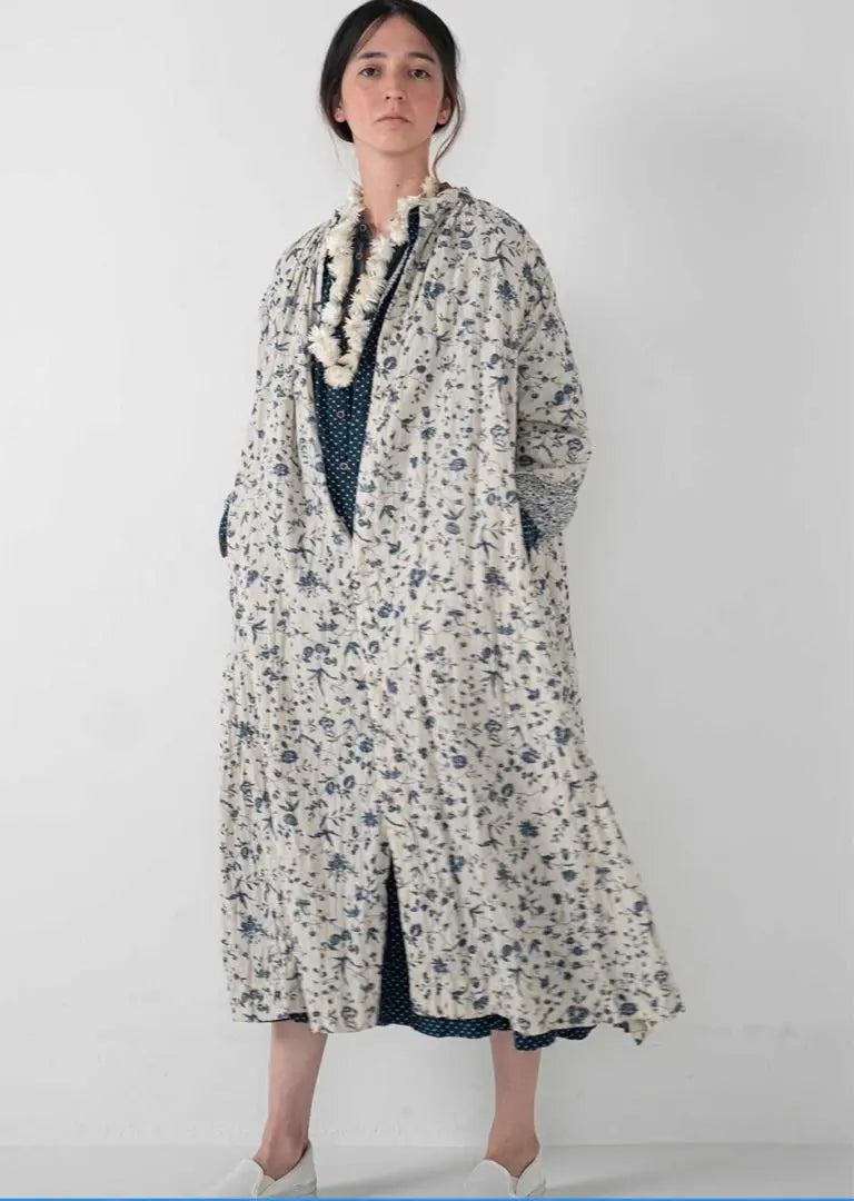 New 45R High-quality flower tappet dress sold out item for a loose jacket 68,200 yen