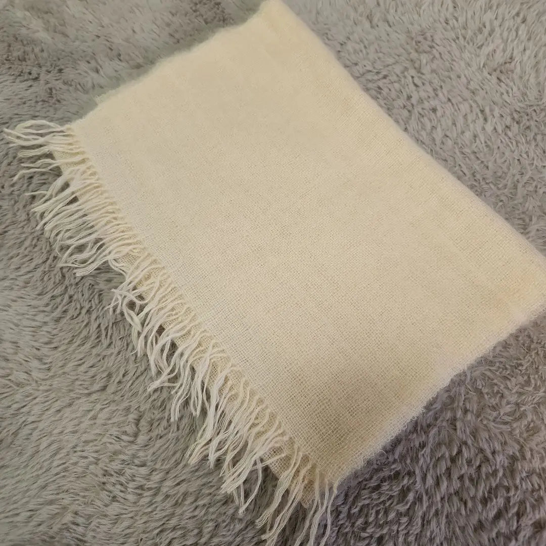 [Handmade] Cream color fringed muffler