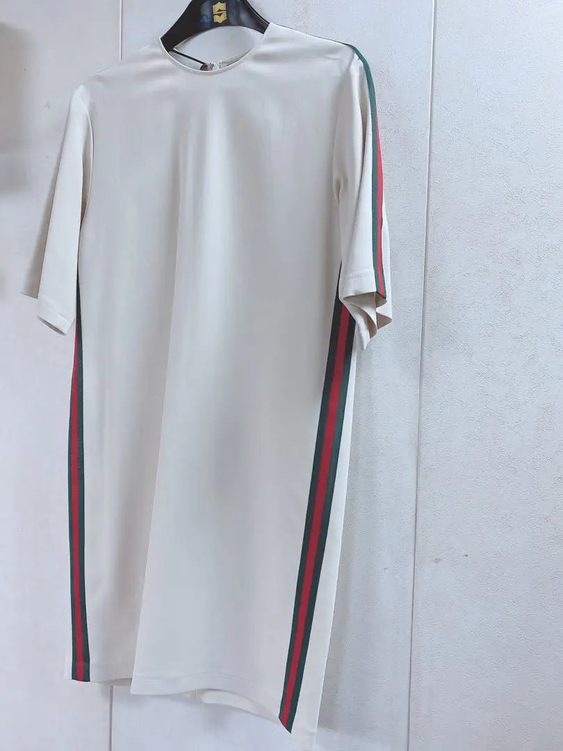 Vestido Gucci comprado en la tienda oficial nacional