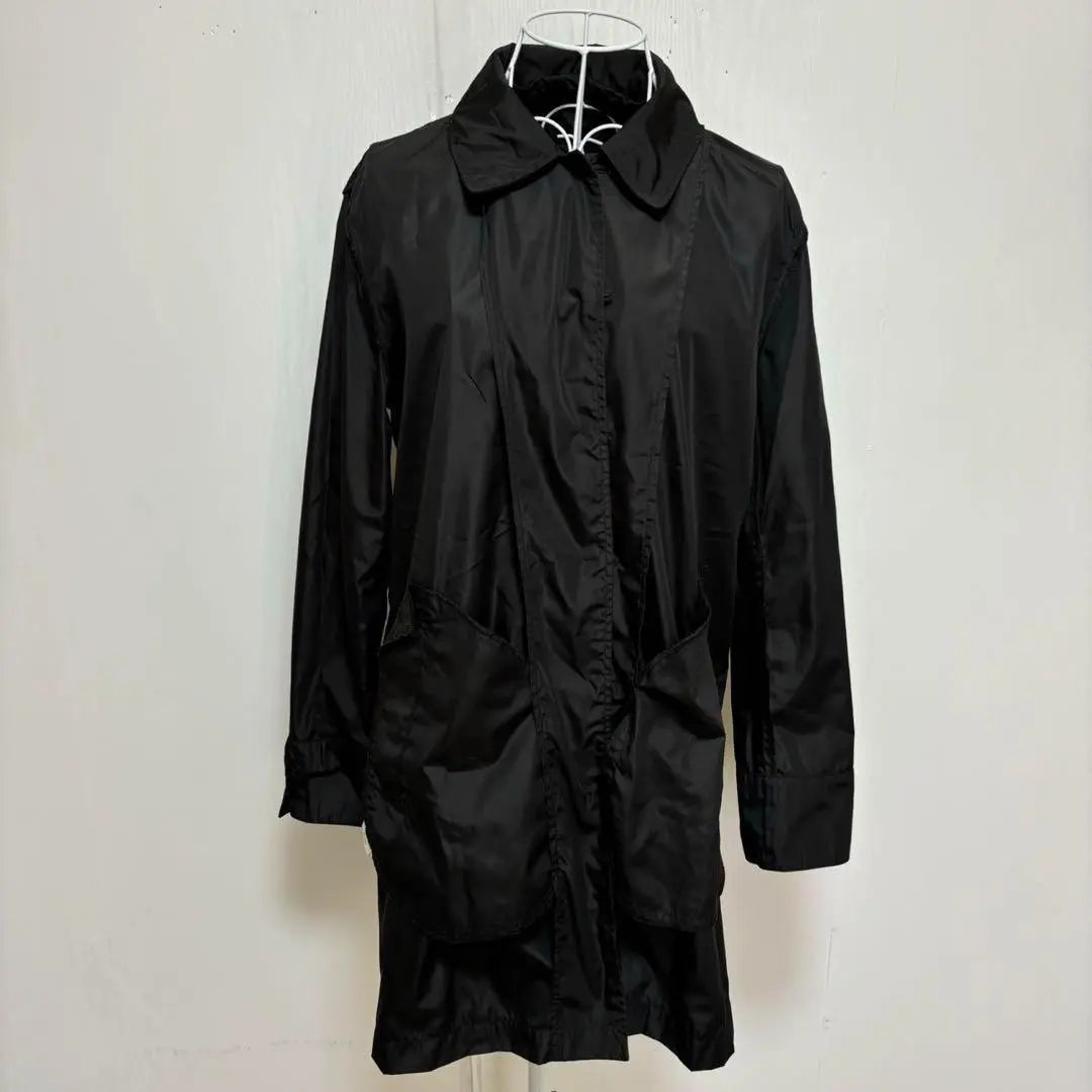 ●Trench coat (L) Shakashaka Nylon coat Black Hooded Commuting Haori