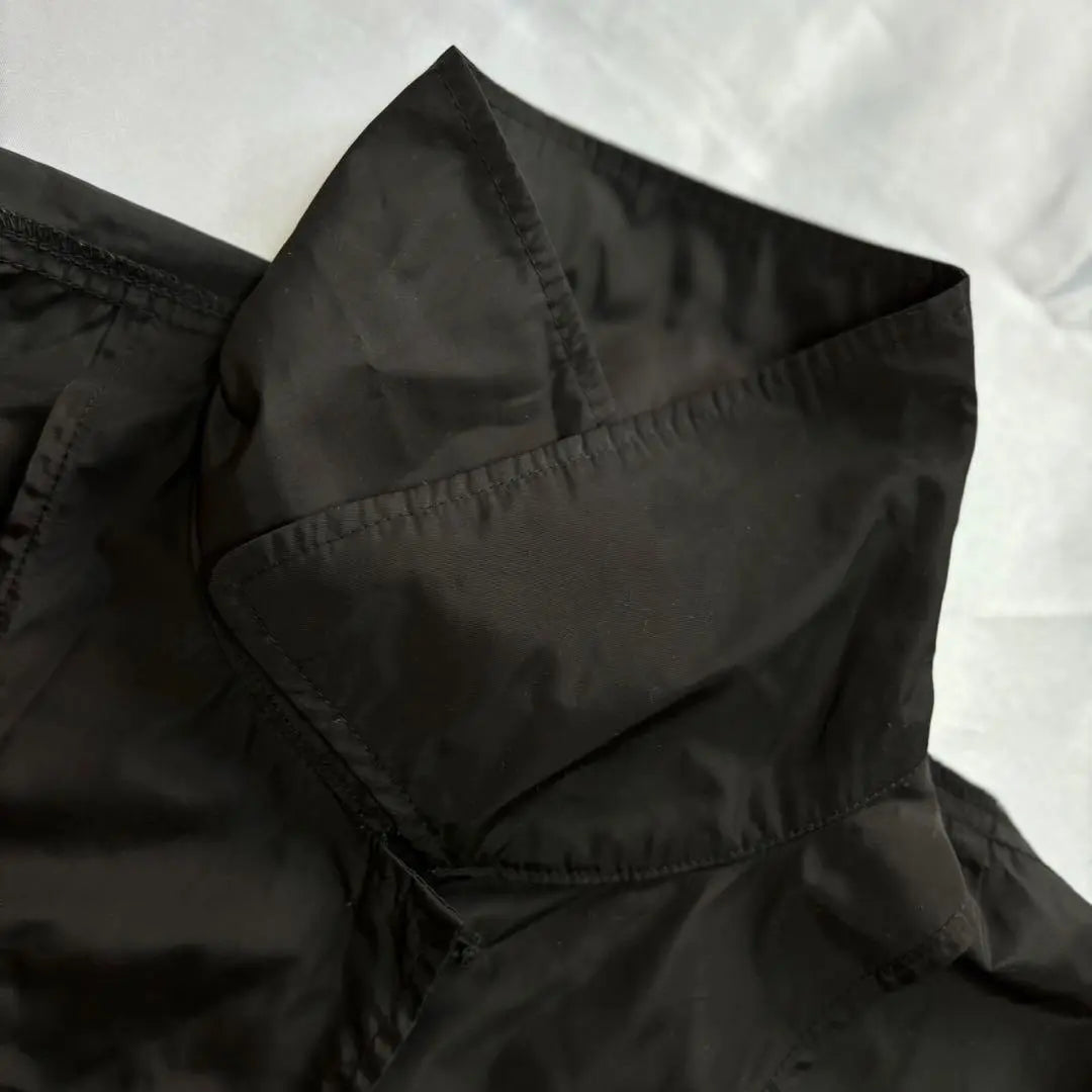 ●Gabardina (L) Abrigo de nailon Shakashaka Haori negro con capucha para desplazamientos diarios