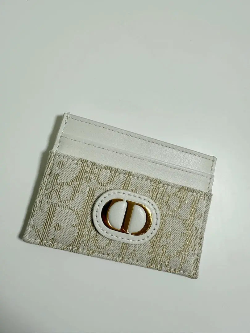 Dior 30 Montaigne Freesia Card Holder Dior