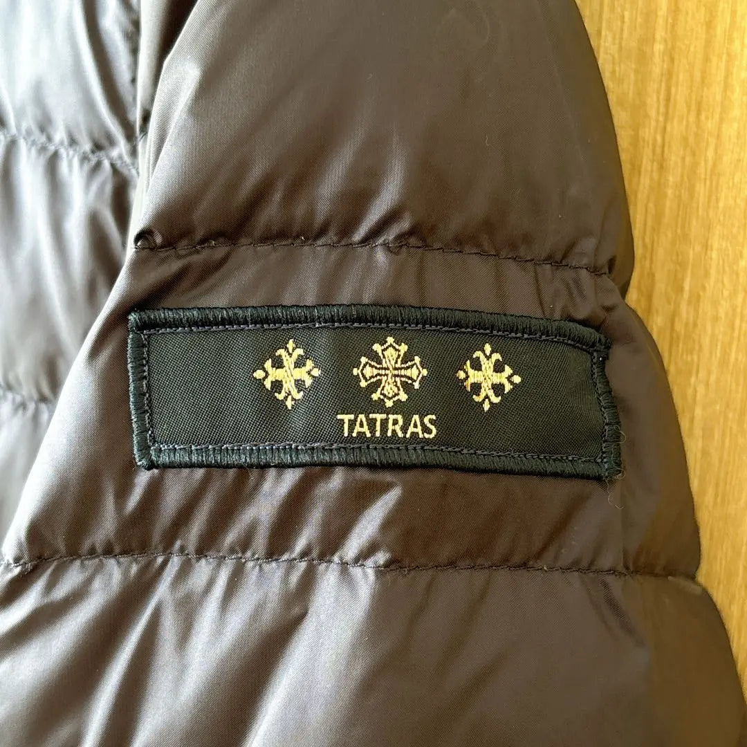 [769] Tatras Collarless Light Down Jacket