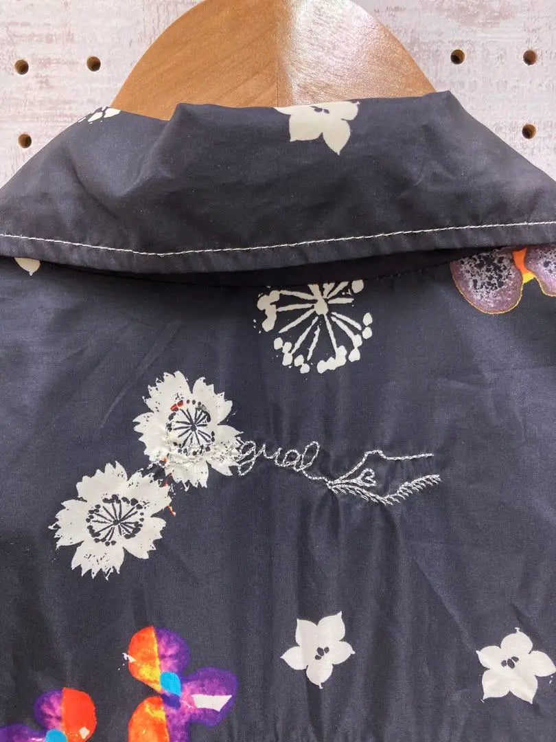 Chaqueta larga con estampado floral de Desigual Luxury Old Clothing Art