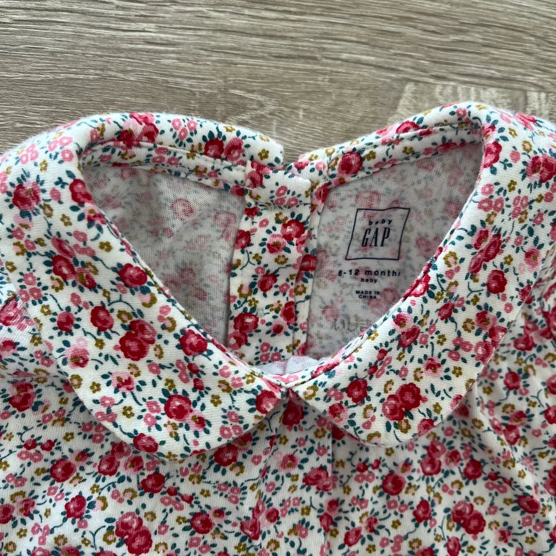 [Buen estado] Pelele floral babyGAP, rosa, rojo, con cuello, 100 % algodón, 70