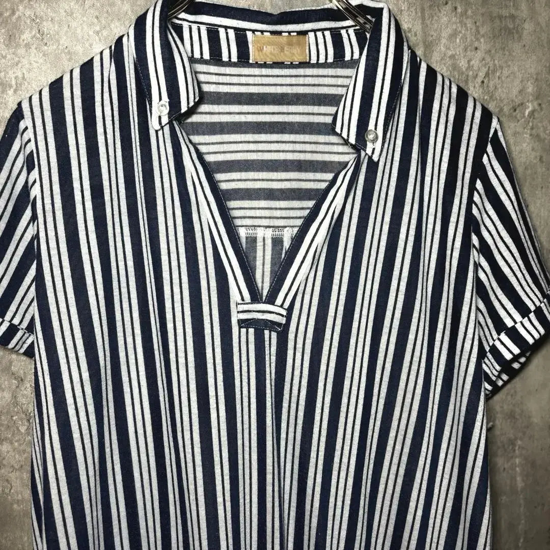 ✨ Good quality/defective ✨ Whiteberry [L] Cut and sew ♡ Stripe casual