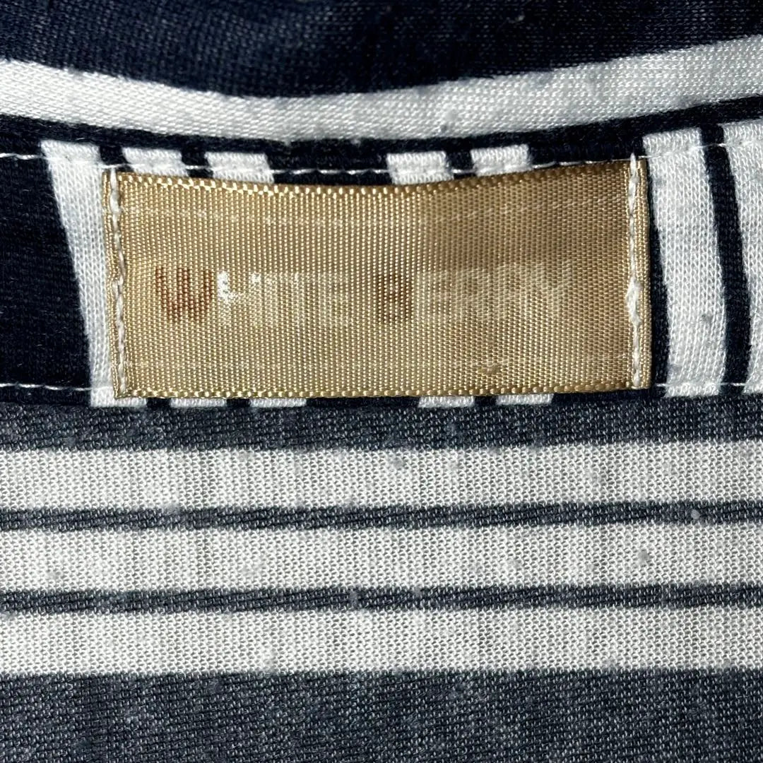 ✨ Good quality/defective ✨ Whiteberry [L] Cut and sew ♡ Stripe casual