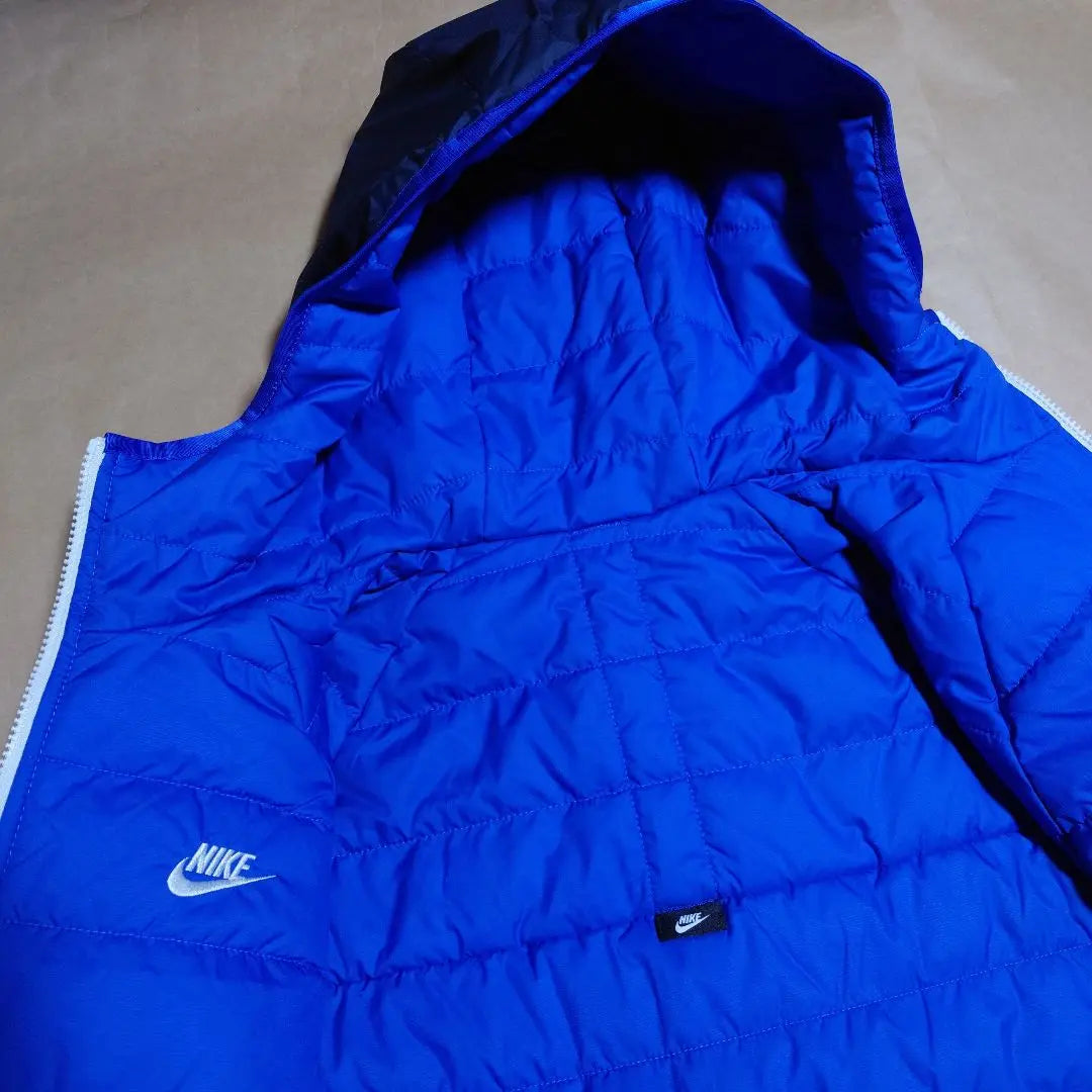 Nike: Hombre: Talla L: Chaqueta reversible con capucha Therma-FIT