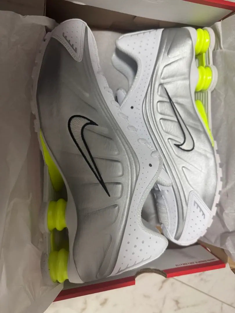 Nike Shox 29cm Plata/Verde Lima