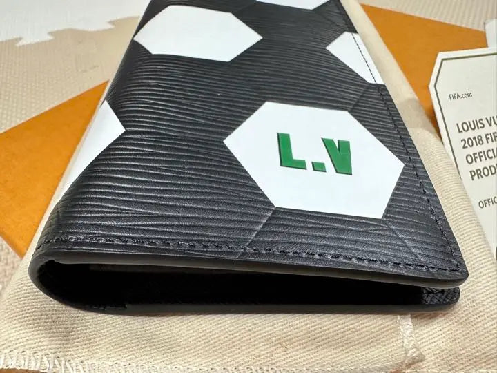 [New and unused] Louis Vuitton Russia World Cup Limited Wallet