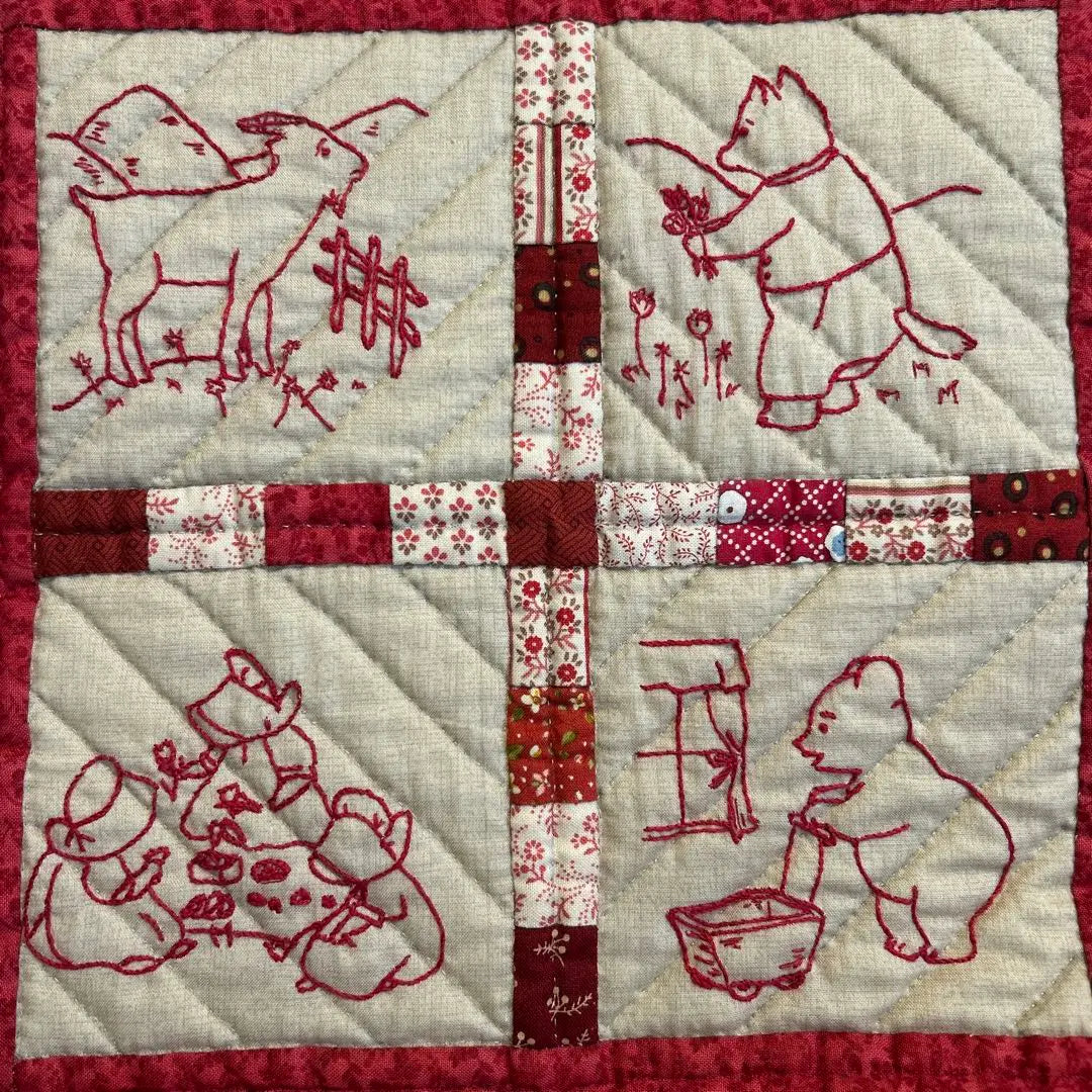 Tapiz de patchwork con animales rojos lindos