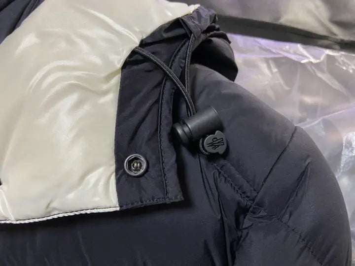 [New] Unused MONCLER down jacket