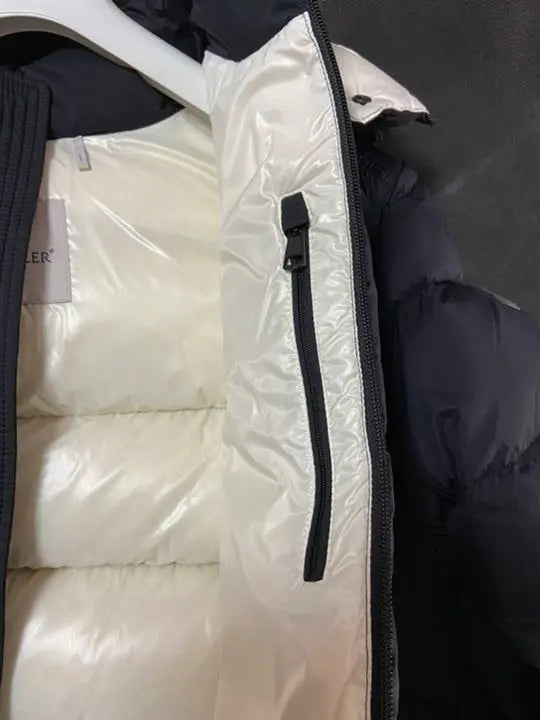 [New] Unused MONCLER down jacket