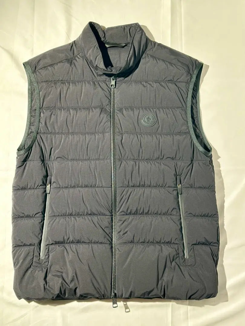 [Sold out immediately] Moncler Gilet down vest 21 GORDES BLACK