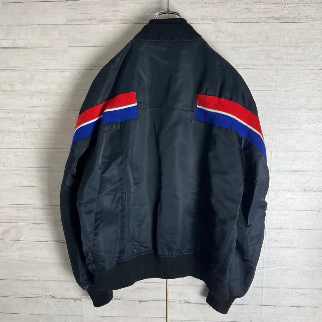 [Agotado de inmediato] Chaqueta de talla única con diseño tricolor Facettasm