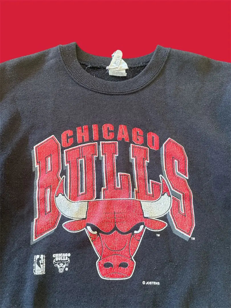 Entrenador de los Chicago Bulls, color negro