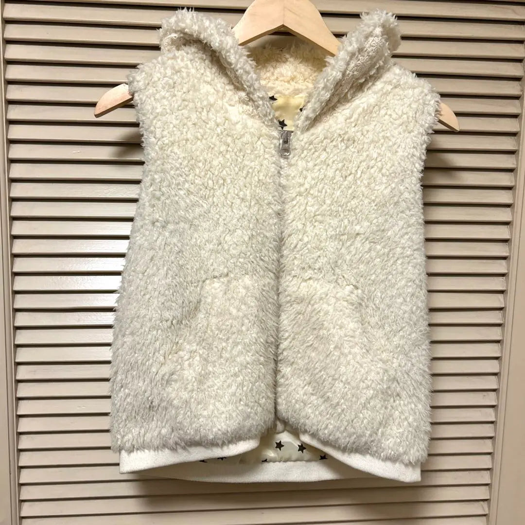 Fleece hooded vest cream color 46