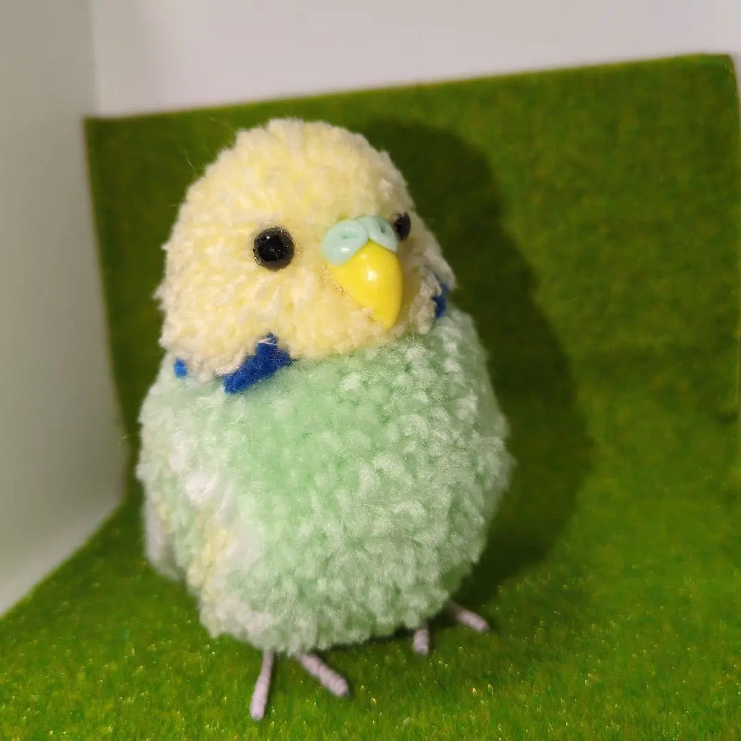 Little bird Ponpon Emerald Green Budgerigar