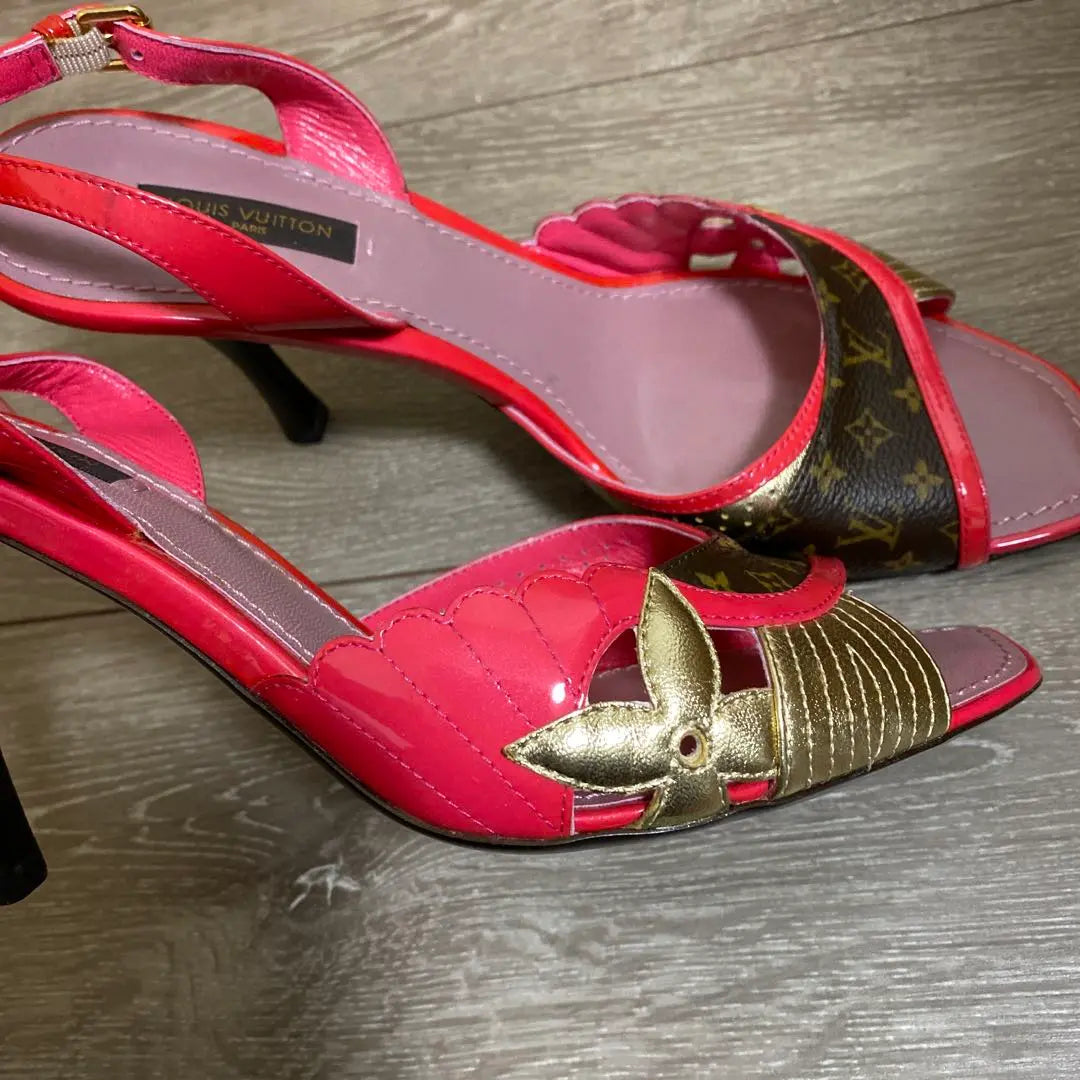 Beautiful condition, boxed Louis Vuitton LOUIS VUITTON sandals 38 1/2