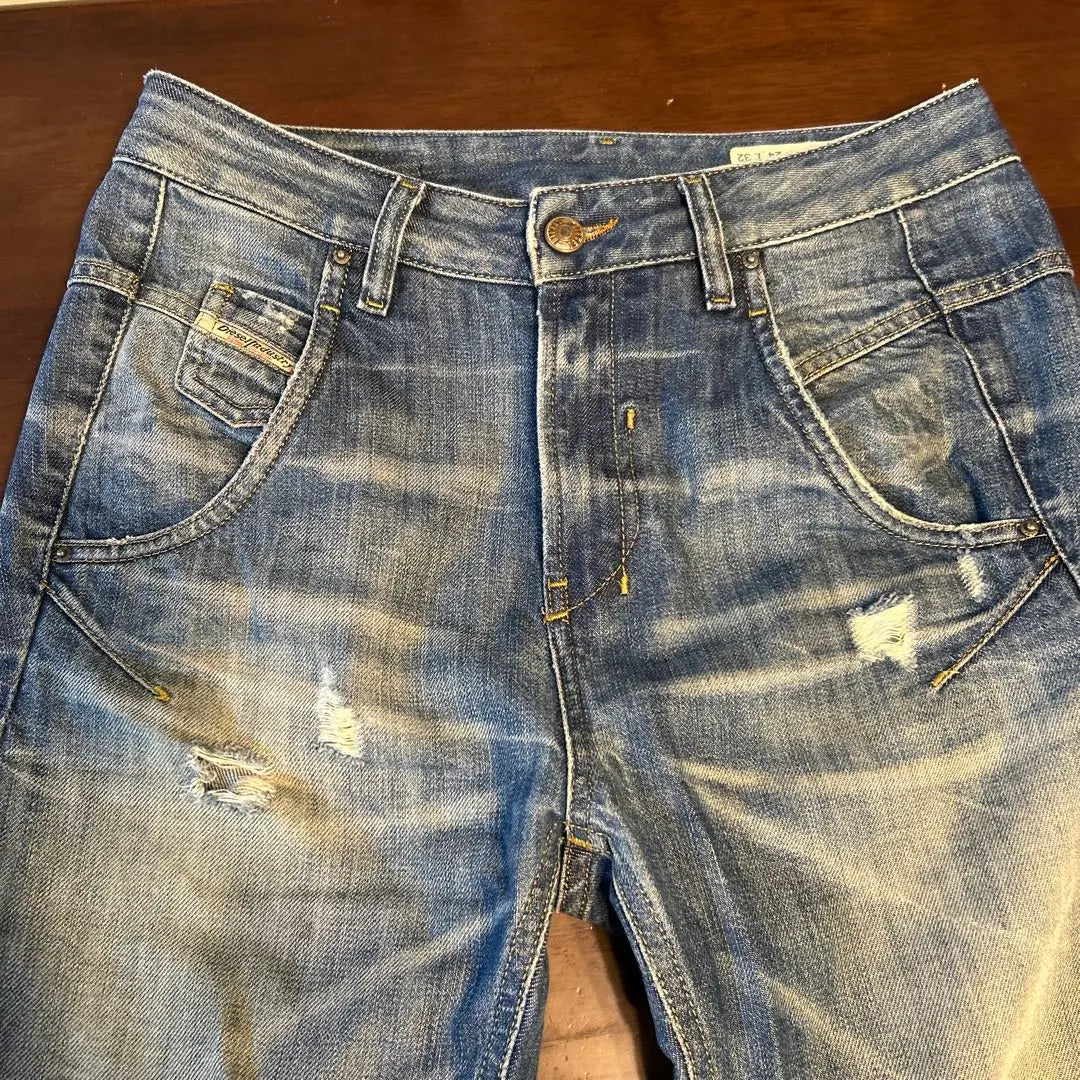 DIESEL denim size W24