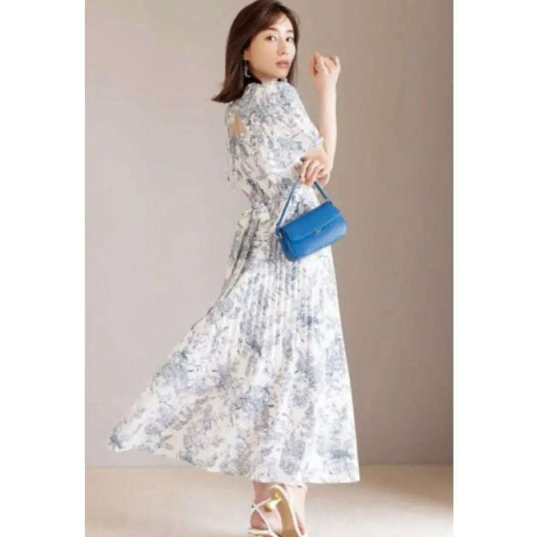 Sold out GRL Tanaka Minami floral pleated flare dress with ribbon belt