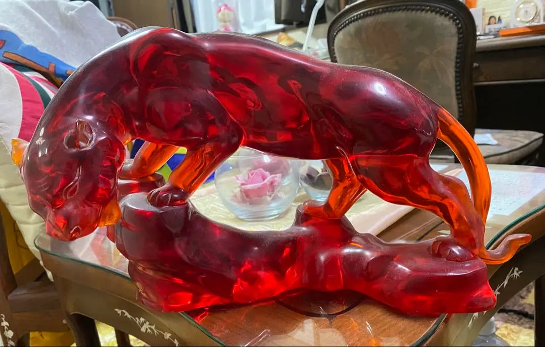 Red Tiger Storage Reliable Resin Material | レッド　タイガー　置き物　安心　樹脂素材