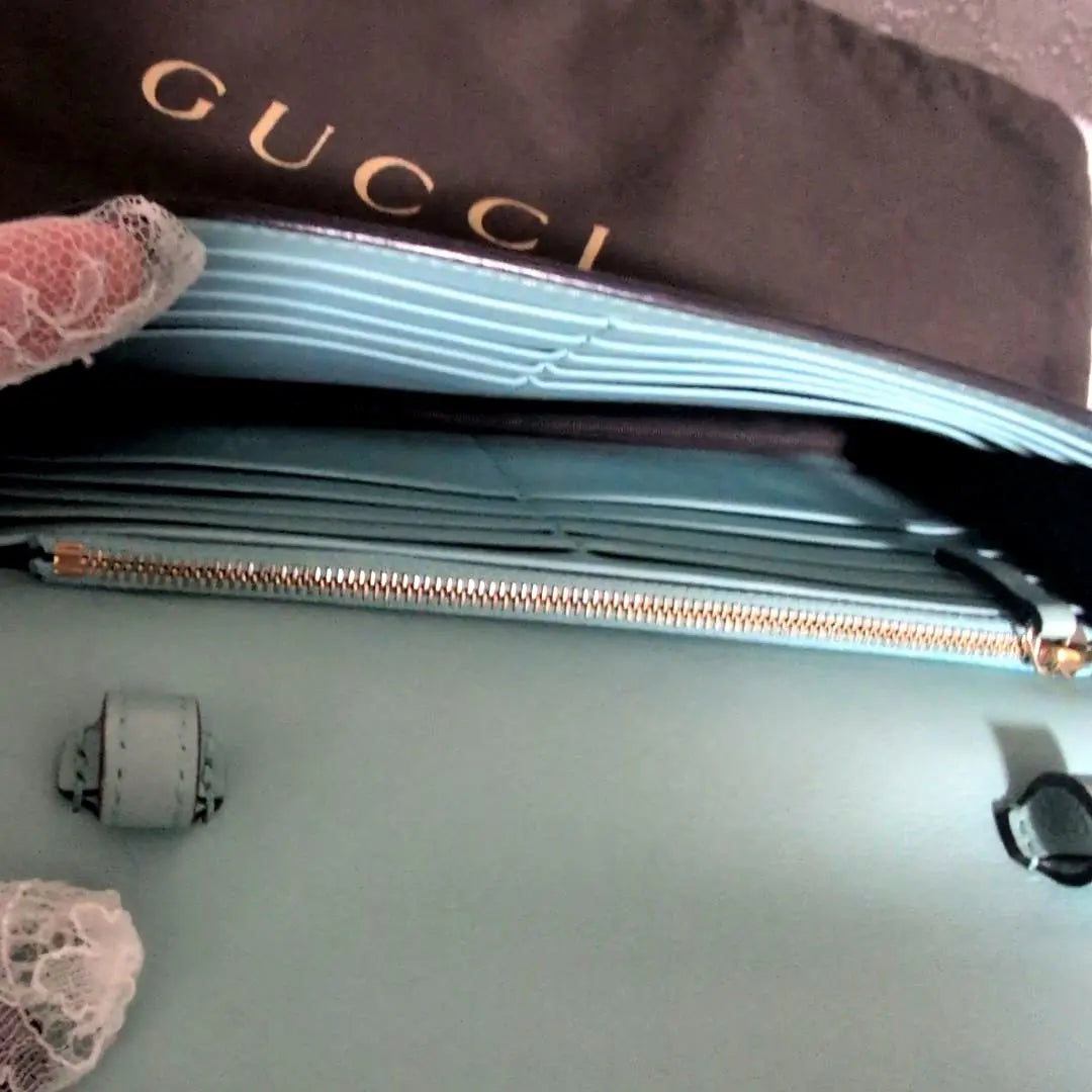 [GUCCI] Shoulder wallet light blue