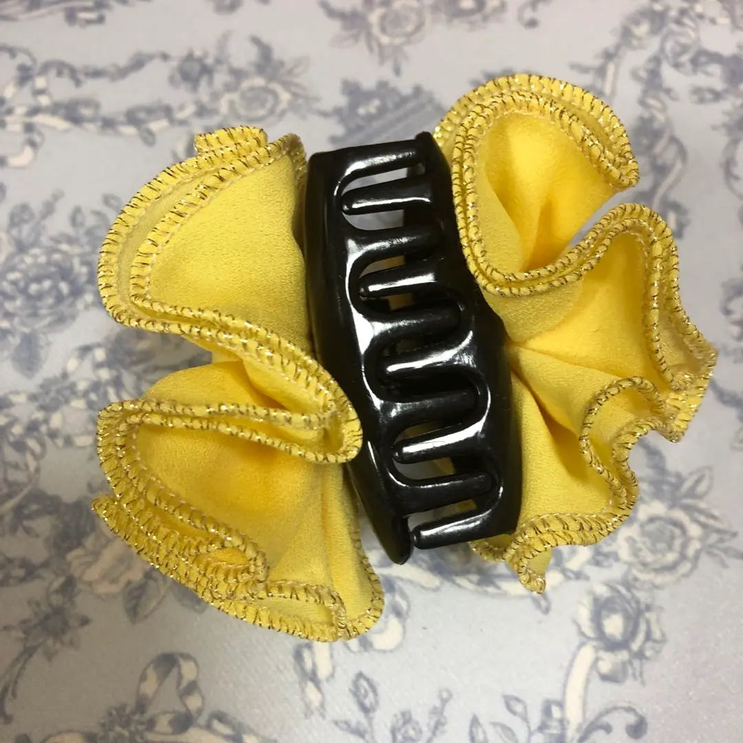 Vance clip Hair clip Yellow ribbon Barrette