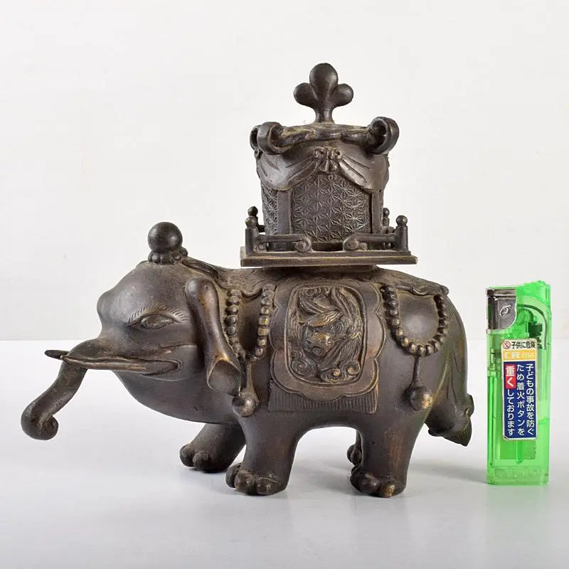 Quemador de incienso de elefante de bronce chapado en oro de China G R5119 | 中国 古銅鍍金 象香炉 G R5119