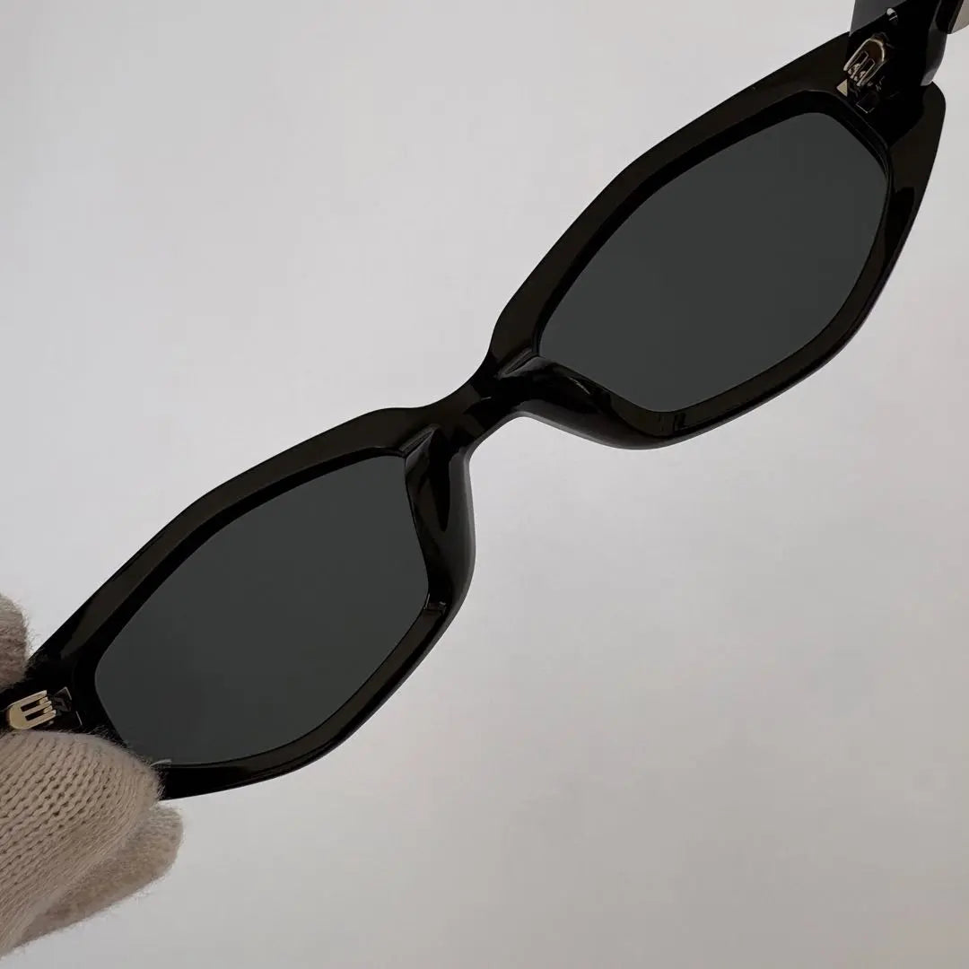 Gentle Monster Ruvy Van BR3 Cat Eye Sunglasses