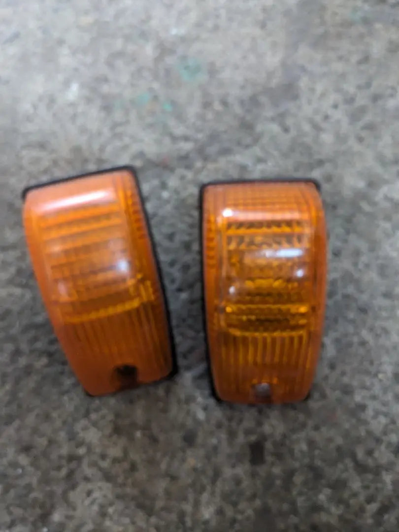 Hino Grand Profia & Ranger Pro Genuine left and right door flasher lamps used