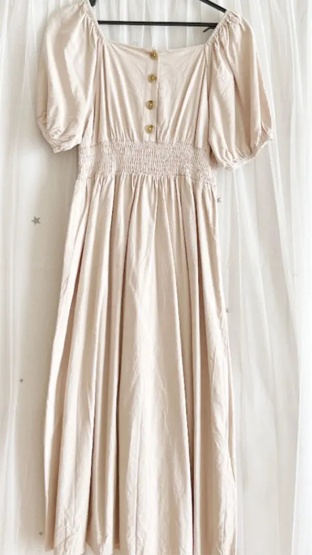 Puff sleeve beige soft dress