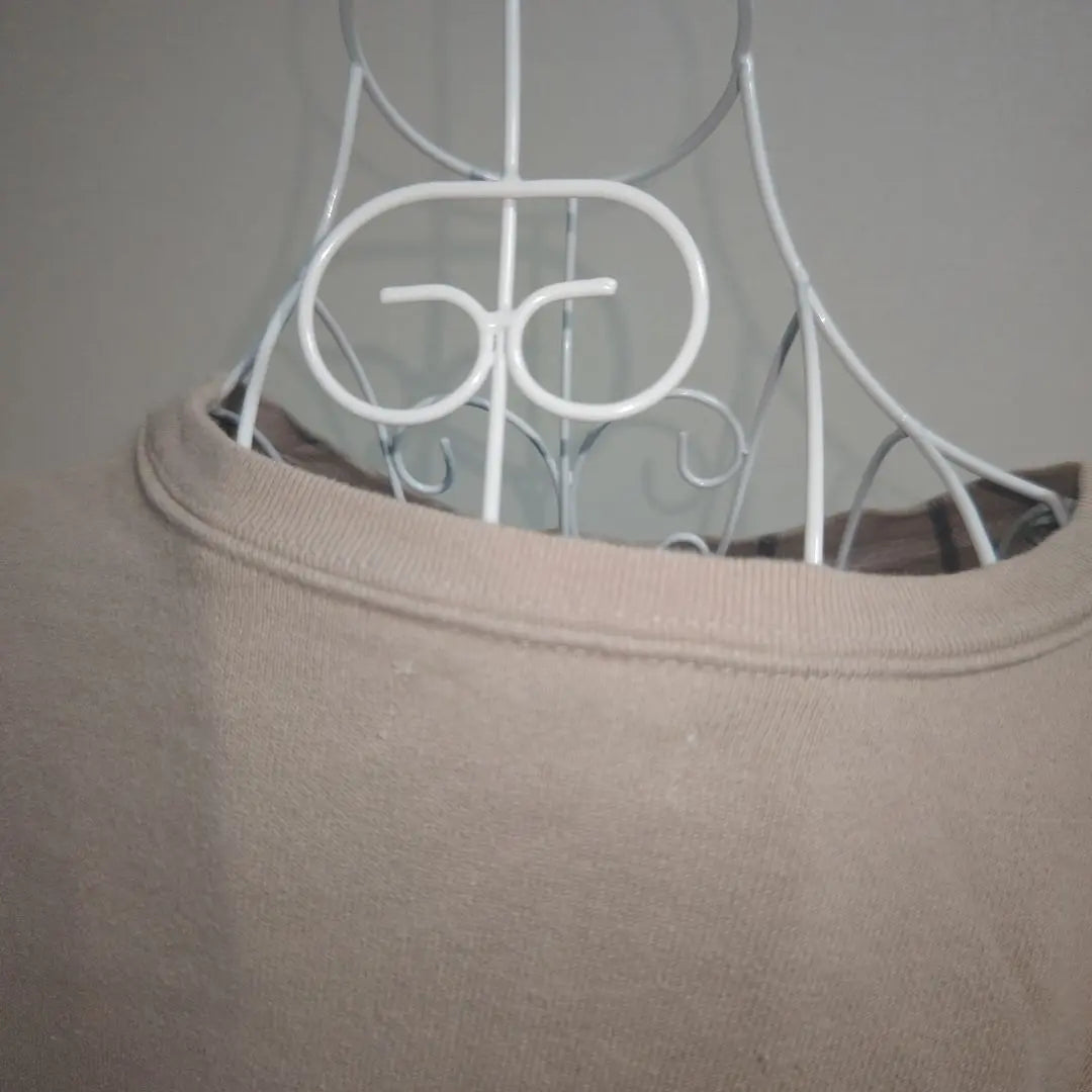 [Fashionable☆FREAK'S STORE] Beige sweatshirt size Free