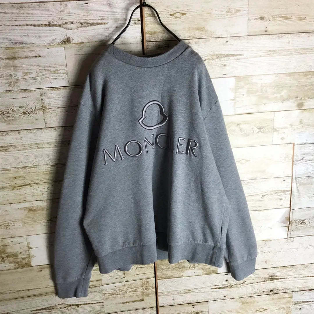 Moncler Sweat Trainer Big Center con logotipo bordado en tres dimensiones