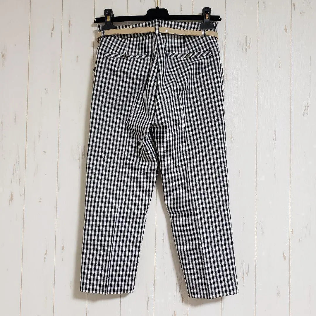 New △Pattern Fiona △Cropped 7-part check pants with belt, black and white S