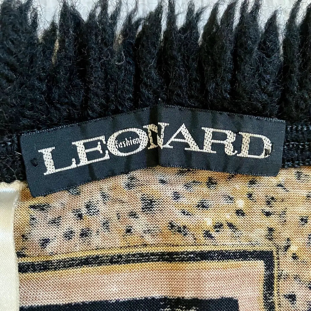 [Buen estado] [Leonard] LEONARD Estola chal grande, estampado de leopardo, leopardo | 【良品】【レオナール】LEONARD 大判ショールストール ヒョウ柄 レオパード