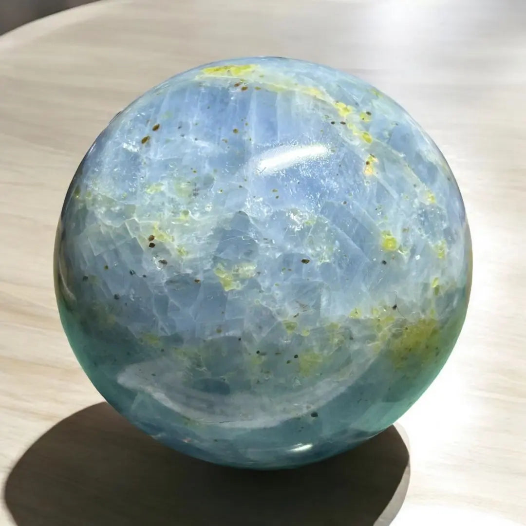 [New] Celestite with a lovely blue and pattern, Peridot also coexisted with Syrah Sphere | 【新品】ブルーと模様が素敵なセレスタイト　ペリドットも共生　シラーありスフィア