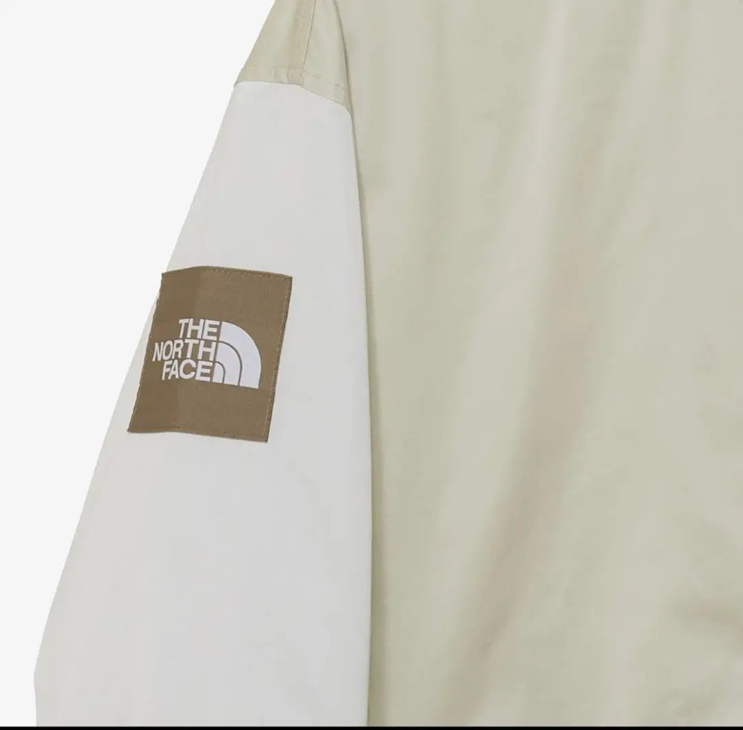 THE NORTH FACE PLAYER VARSITY JACKET Cream