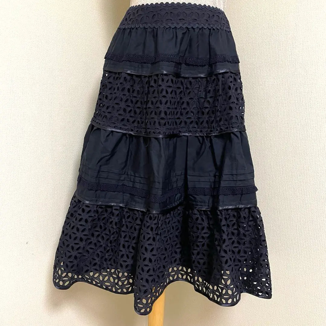 [New tag included] Royce Crayon Die-cut Lace Volume Meetiered Long Skirt