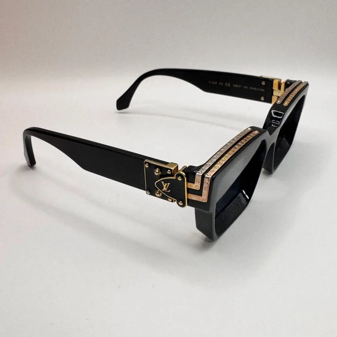 ⭐︎Muy populares y en excelentes condiciones⭐︎Gafas de sol Louis Vuitton Millionaire Z1165E