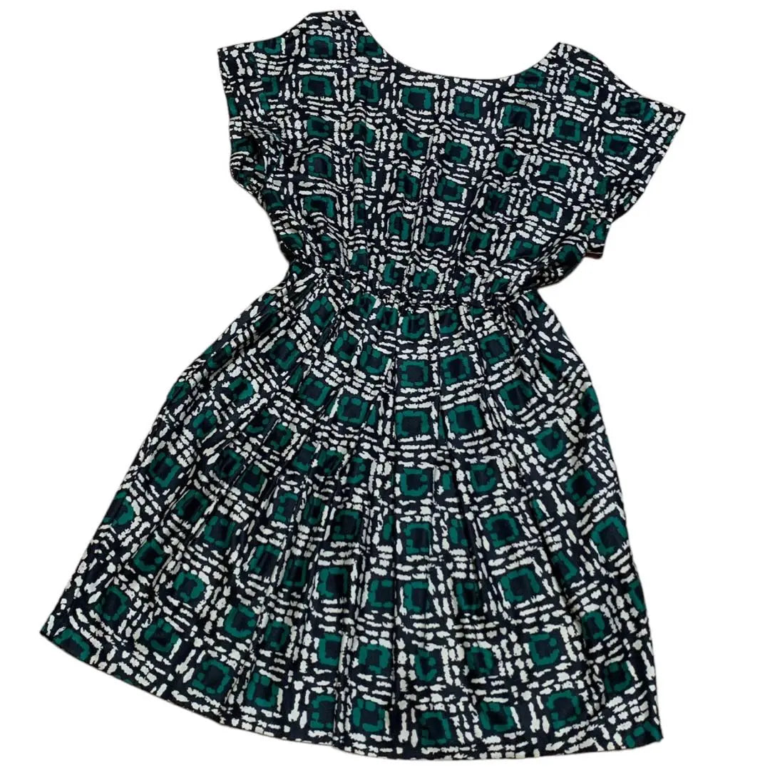 Vestido de manga francesa con estampado de cuadros en toda la prenda de Lois Crayon en color verde