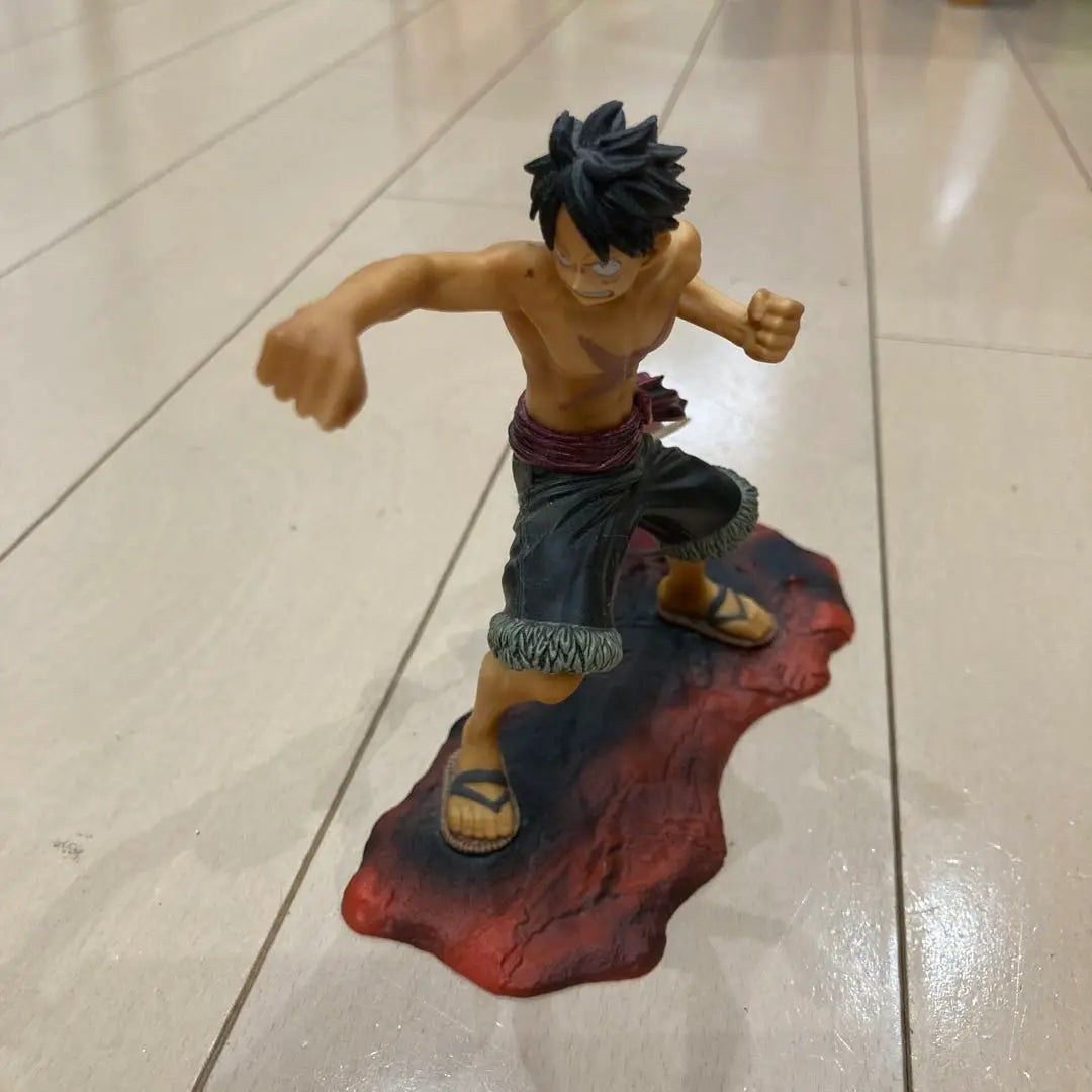 One Piece Luffy Figure Monkey D. Luffy ONE PIECE