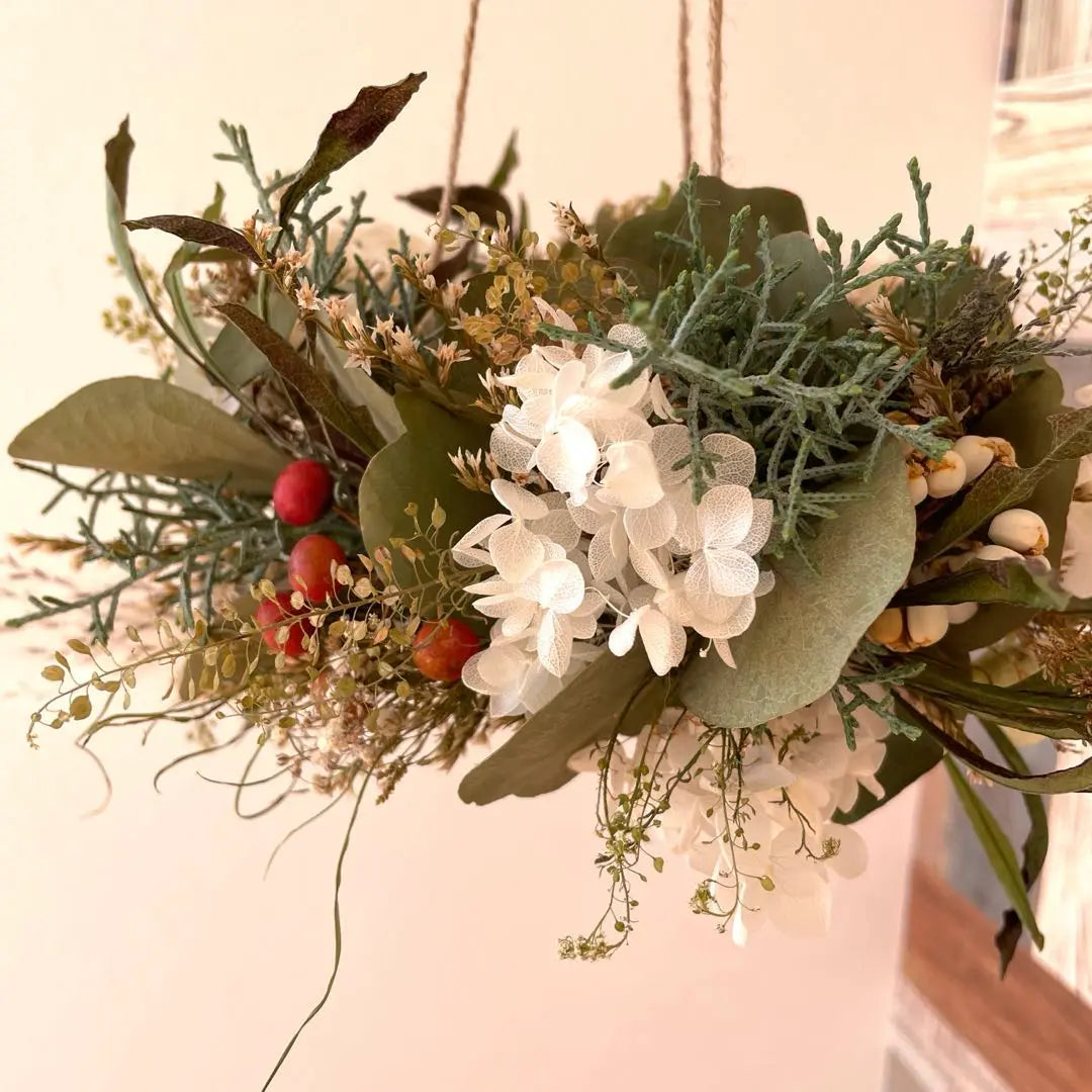 Flying Wreath *Eucalyptus Poporas & White Annabelle #739 | フライングリース＊ユーカリポポラス&ホワイトアナベル#739