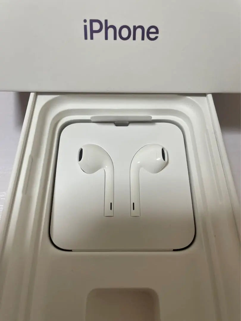 Apple iPhone earphones genuine